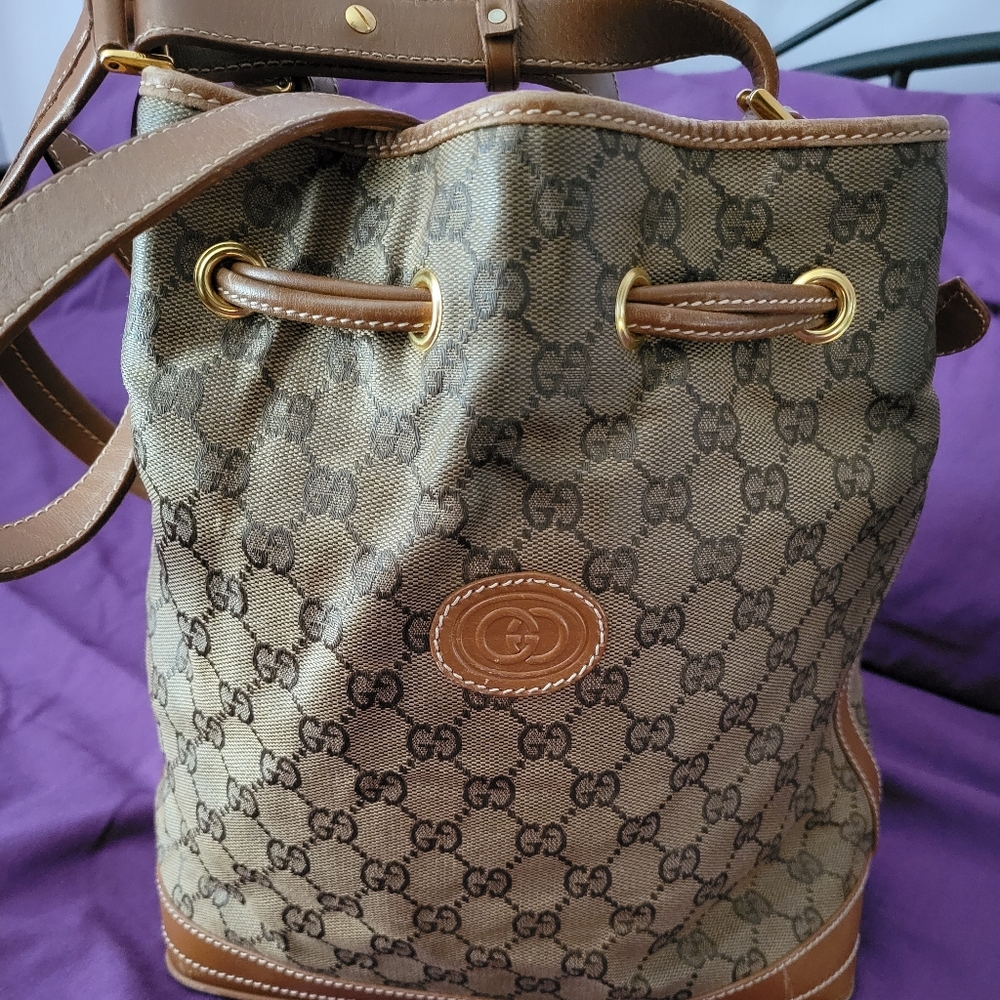 Vintage Gucci Bucket Bag - Authentic